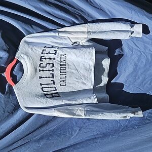 Long sleeve cropped shirt